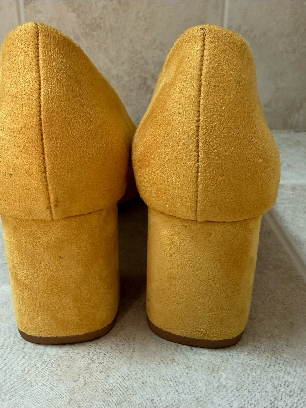 ZARA Size 36 yellow suede heel with gold detail